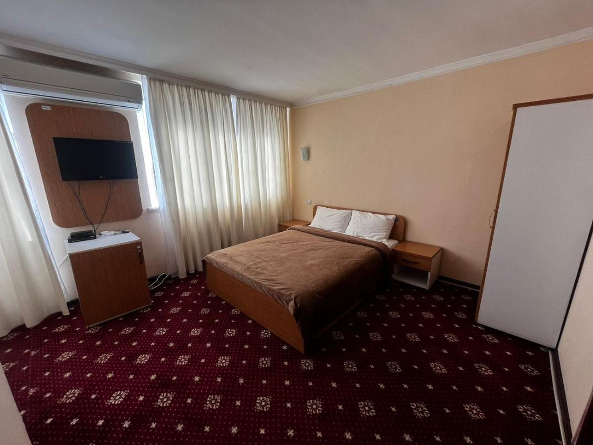 Yassy Hotel, Turkistan Exteriér fotografie