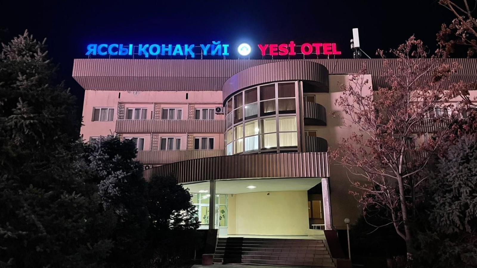 Yassy Hotel, Turkistan Exteriér fotografie