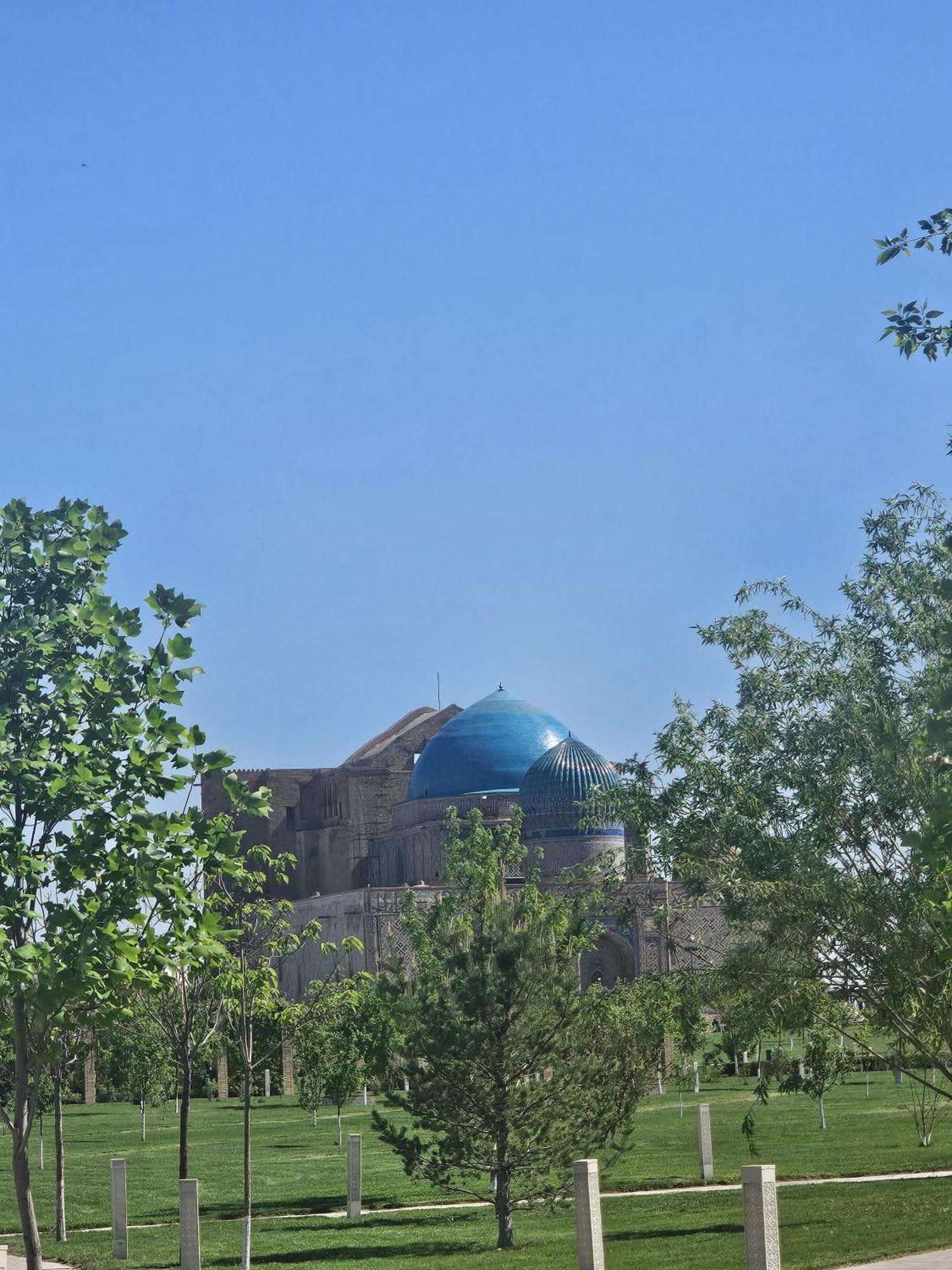 Yassy Hotel, Turkistan Exteriér fotografie